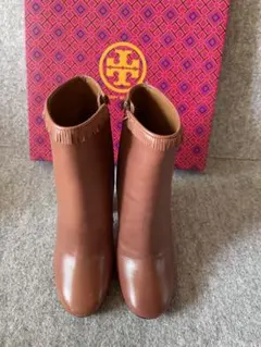 ★TORY BURCH /トリーバーチ ショートブーツ レザ ー 【美品】のサムネイル