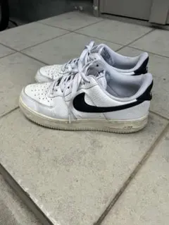 Nike Air Force 1 ホワイト/ブラック スニーカー