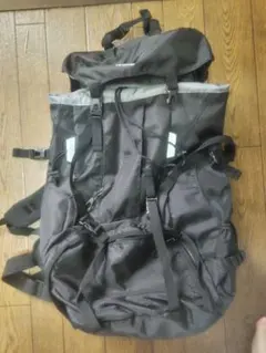 多機能黒バックパック 大容量60リットル