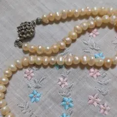 残り１本（白売れました）ピンク　淡水パールネックレス　40センチ