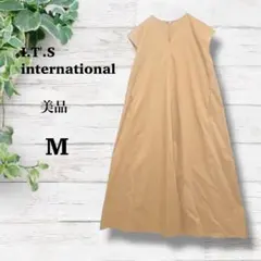キティさま　美品【I.T.S international】ロングワンピース　Mのサムネイル