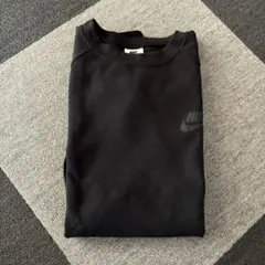 美品ナイキ黒トレーナー XL