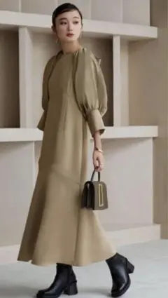 最終価格　構築スリーブマーメイドシルエットロングワンピ