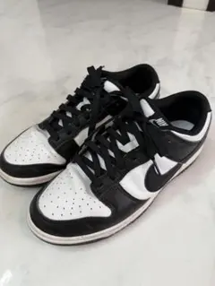 NIKE パンダ