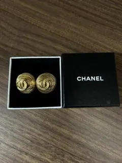 CHANEL ココマーク オーバル イヤリングのサムネイル
