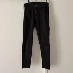 スキニー　デニムパンツ