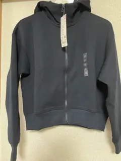 UNIQLO ドライスウェットフルジップパーカー