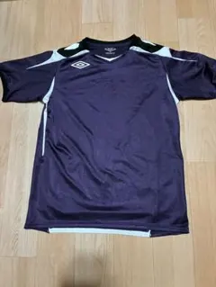 スポーツウェア　umbro シャツ 160