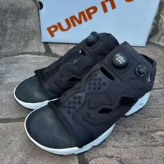 Reebok インスタポンプフューリー サンダル 24のサムネイル