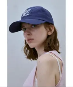 un/neu　ネイビー キャップ　新品