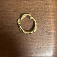 ete ハグイヤリングツイスト　片耳のみ