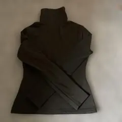 タートルネック黒