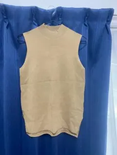 【Mサイズ】UNIQLO ニット ベスト