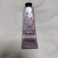 L'OCCITANE Cherry Blossom ハンドクリーム