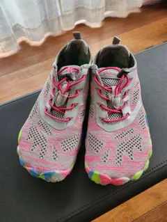 SAGUARO スニーカー トレーニング ジムシューズ 39 25 ベアフット