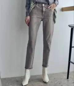 Item thumbnail for item 9735be4c-1812-44dd-9312-518bca85fa81