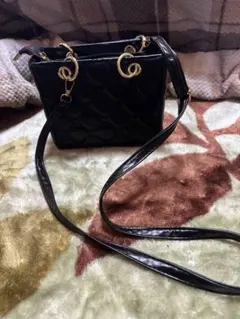 チャーム付き♡ブラックキルティングハンドバッグ