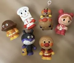 BANDAI アンパンマン　バイキンマンソフビ　人形　音が鳴る