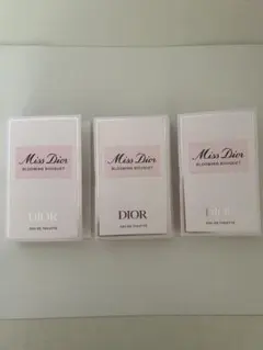 DIOR ミスディオール ブルーミングブーケ　香水　サンプルのサムネイル