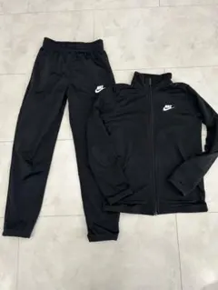 Nike ブラック ジャージ上下セット　Mサイズ