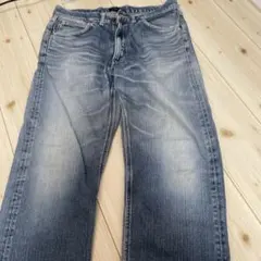 Leeのデニムズボン　大きめ　古着好きな男子女子におすすめです！