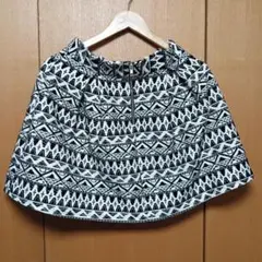 FOREVER21 幾何学模様 タイトスカート M