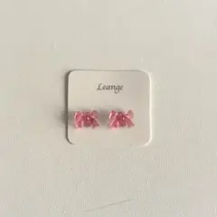 Pippi Leange 貼るだけピアス リボン