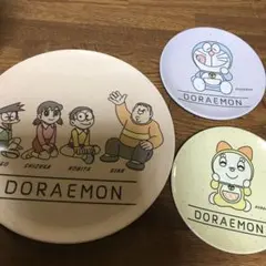 ドラえもんお皿3枚　非売品です。