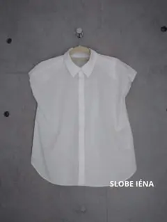 SLOBE IÉNA 美品 白シャツのサムネイル