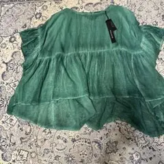 新品 ミズイロインドの定番 ヒラヒラお花のようなブラウス 涼しい 