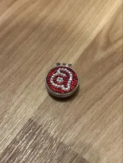 archivio ゴルフ用マーカー 赤と白のストーン