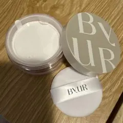 BYUR セラムフィット モイストフェイスパウダー 02 パール