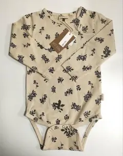 値下げ中新品、未使用　petit piao 花柄ロンパース