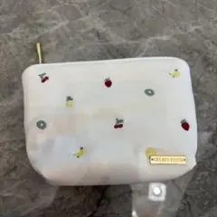 GELATO PIQUE フルーツ刺繍ポーチ