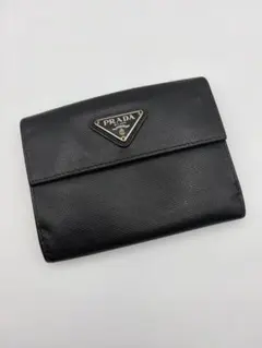 PRADA プラダ サフィアーノ 三角ロゴ 三つ折り財布 ブラック - メルカリ