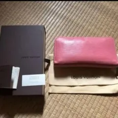 ルイヴィトン　エピ　ジッピーウォレット