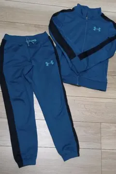 アンダーアーマー ジャージ　140