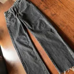 CAPRICIEUX L'EMAGE ブラックデニムパンツのサムネイル