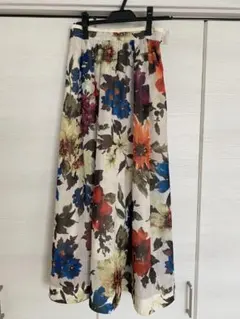 LilyBrown　ボタニカルフラワープリントスカート