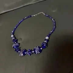 作家　ハンドメイド　青色ビーズ スワール模様 ネックレス