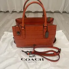コーチCOACH ハンドバッグ　ショルダーバッグ　オレンジ　プレゼント