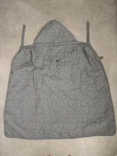 ユニクロ　ライトウォームパデット2way ブランケット