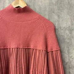 【タイムセール】TRUBE ピンク ニット プリーツ 長袖 トップス　ドッキング