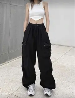 SHEIN　シーイン　ヴィンテージカーゴパンツ　黒　ブラック