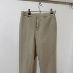 UNIQLO スラックス Mサイズ ベージュ