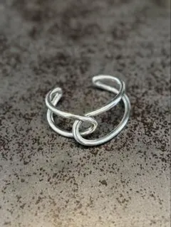 h'eres UROCO TWO FINGER RING - メルカリ