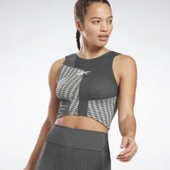 Reebok タンクトップ Sサイズ 未使用のサムネイル