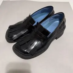 Item thumbnail for item e0ab5963-4391-4fa7-a2ea-114f8736c2d1