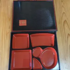 輪島塗 楕円形 弁当箱 仕切り付き - メルカリ