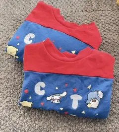 赤と青のキャラクター トレーナー